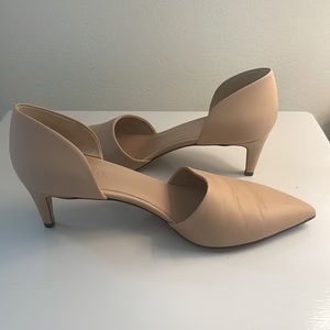 Vince nude kitten heel D’Orsay pump US 8